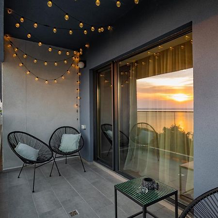Golden Mirage Sunset Apartment Mamaia Εξωτερικό φωτογραφία