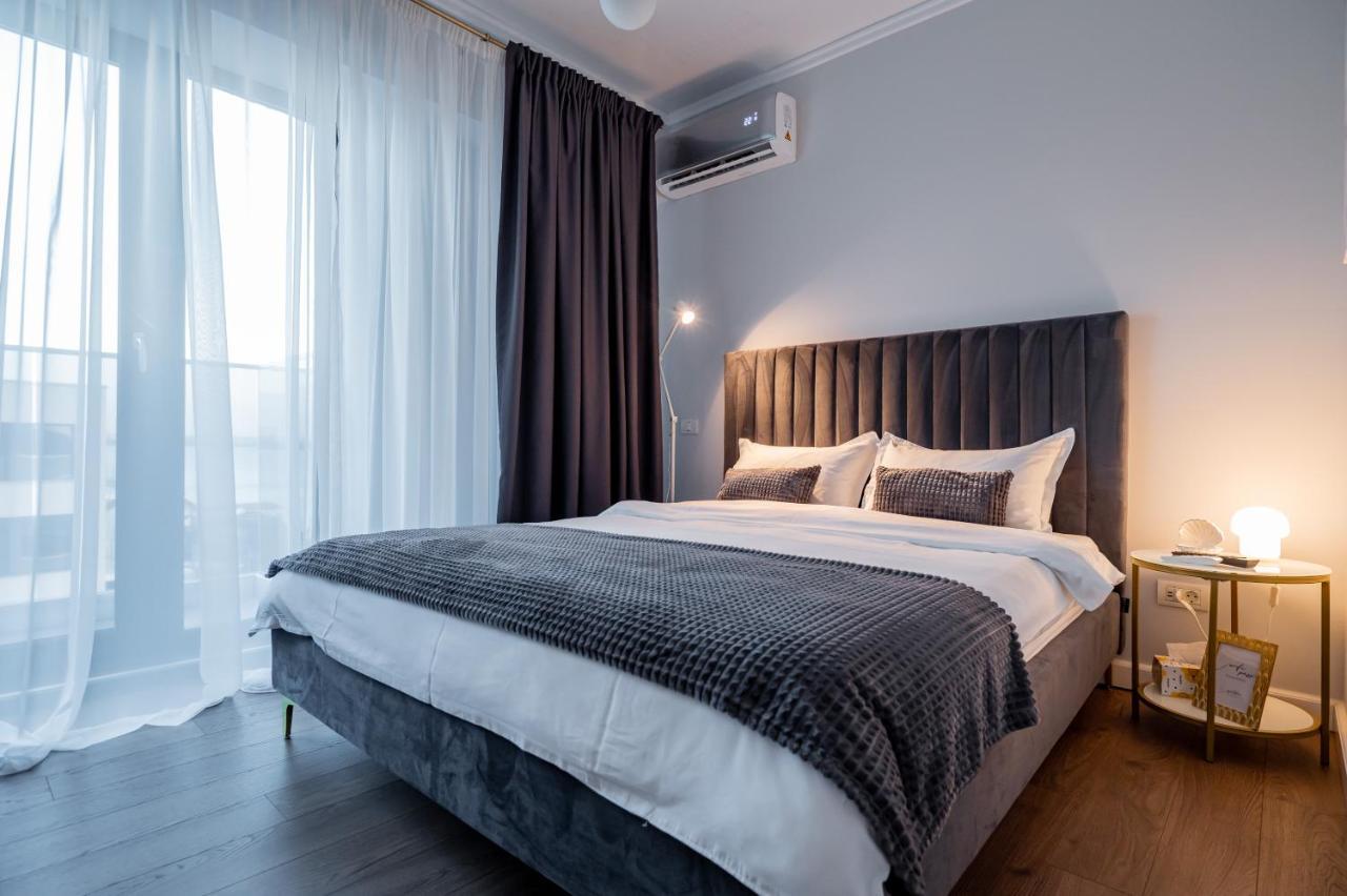 Golden Mirage Sunset Apartment Mamaia Εξωτερικό φωτογραφία