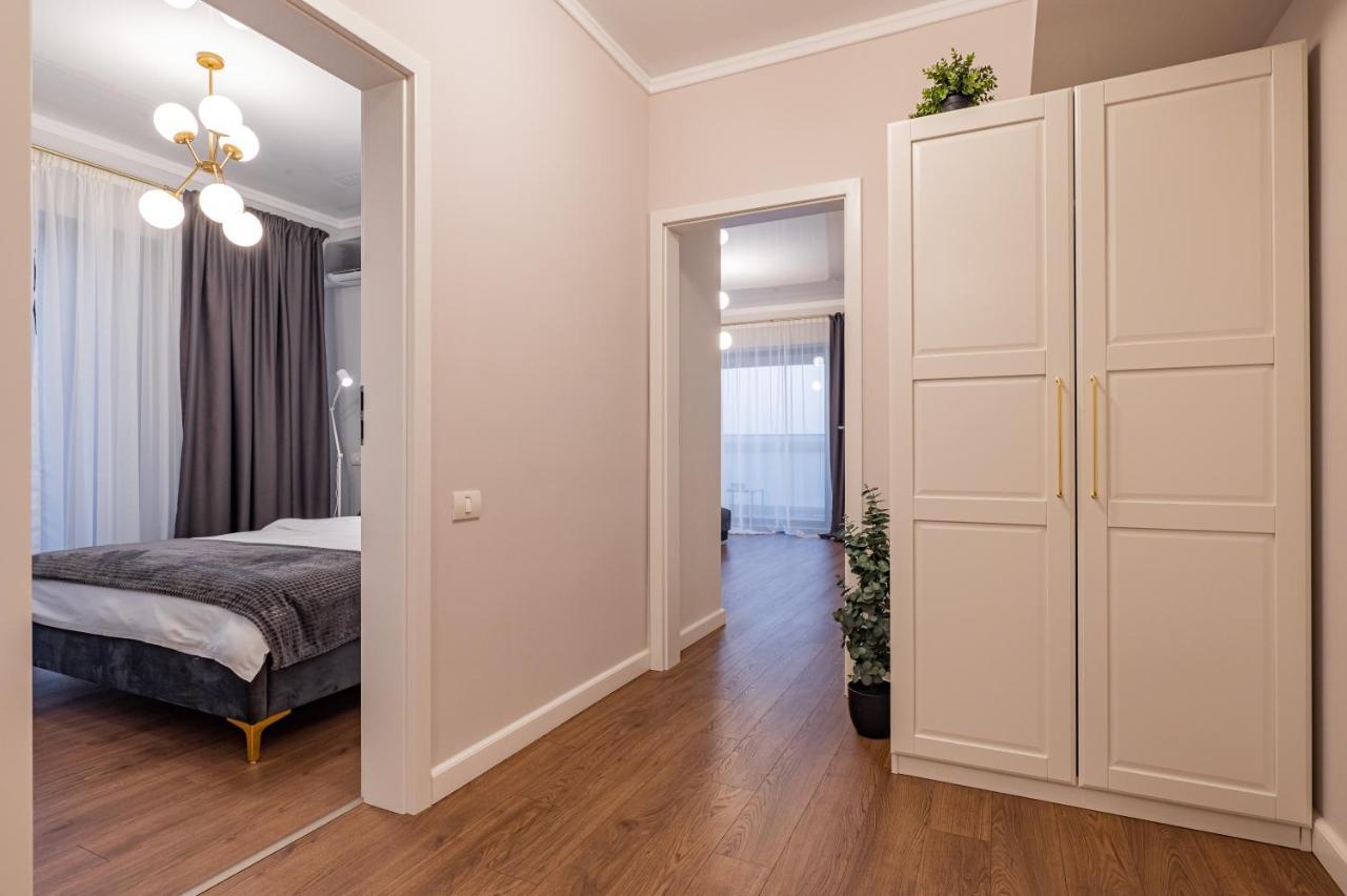 Golden Mirage Sunset Apartment Mamaia Εξωτερικό φωτογραφία